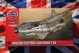 Airfix A04054  BAC ENGLISH ELECTRIC LIGHTNING F.2A